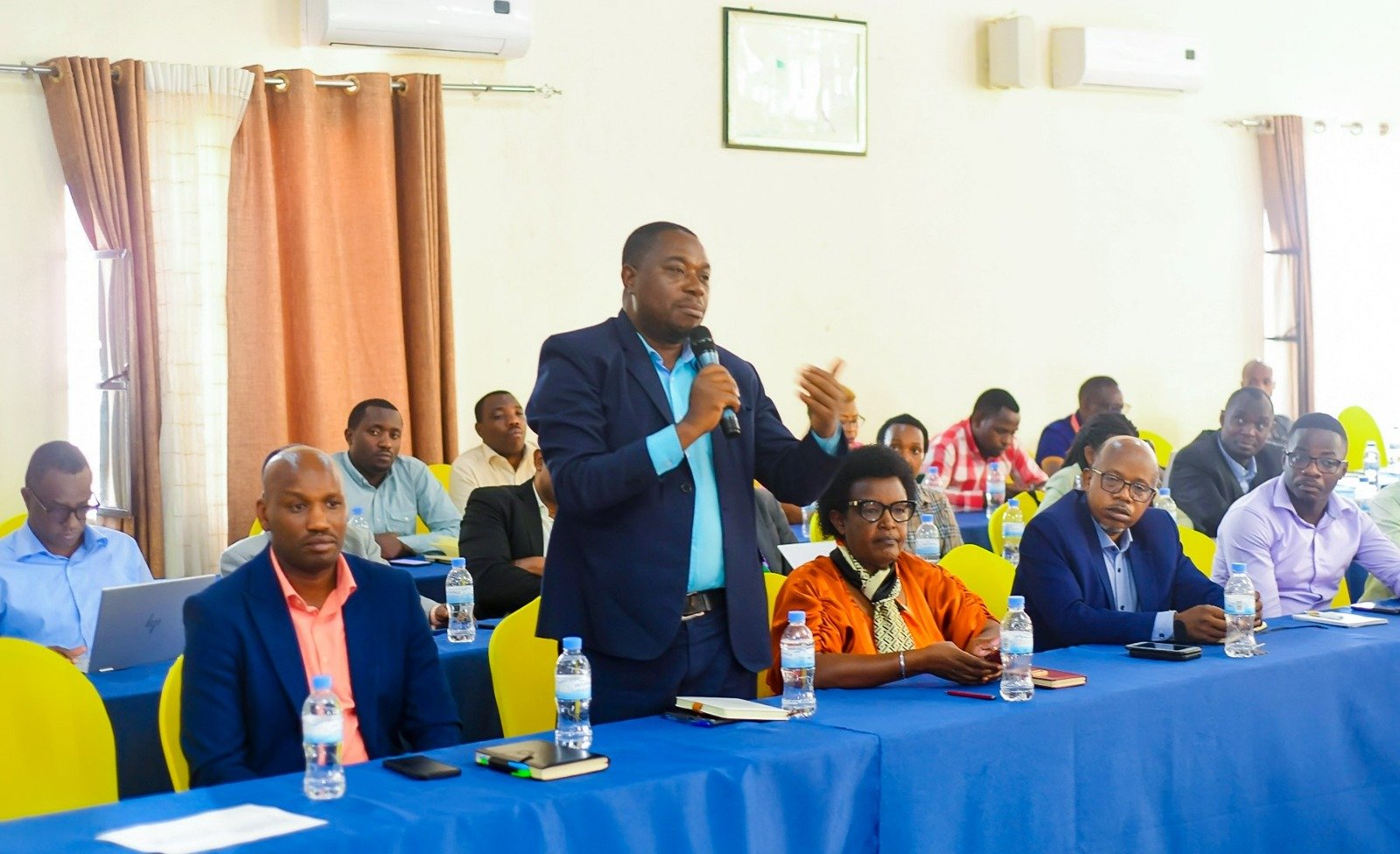 Umuyobozi w'Ihuriro ry'Abafatanyabikorwa JADF mu Karere ka Muhanga, Terimbere Innocent avuga ko Akarere nikabicaza bakaganira ku gikorwa runaka byakorwa nta mpungenge