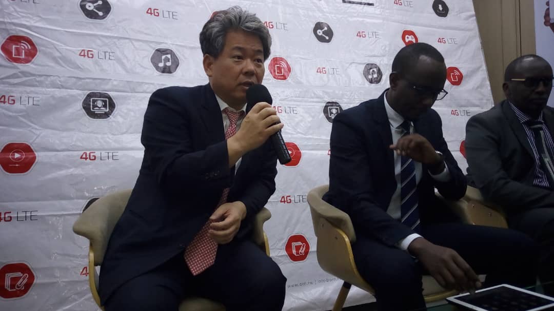 Umuyobozi wa KTRN, Han-Sung Yoon, avuga ko bagamanyije ibiciro bya 4G kugira ngo bageze ku Banyarwanda Internet yihuta