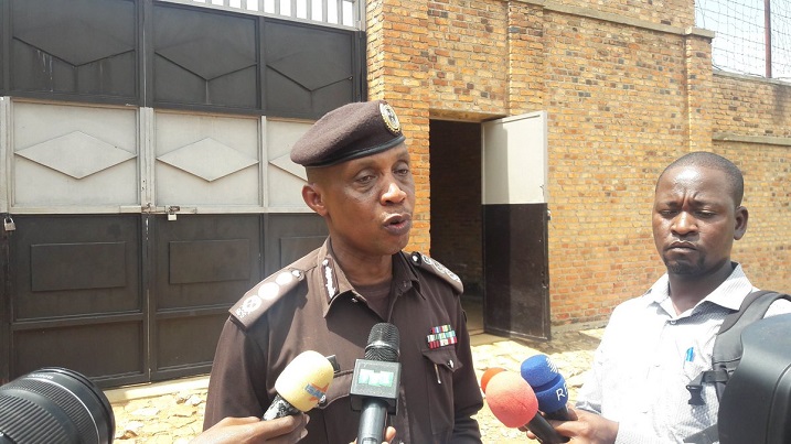 Umuyobozi wa RCS, CG George Rwigamba, avuga ko bazakomeza gukurikirana imyigire n'imibereho y'abana barekuwe