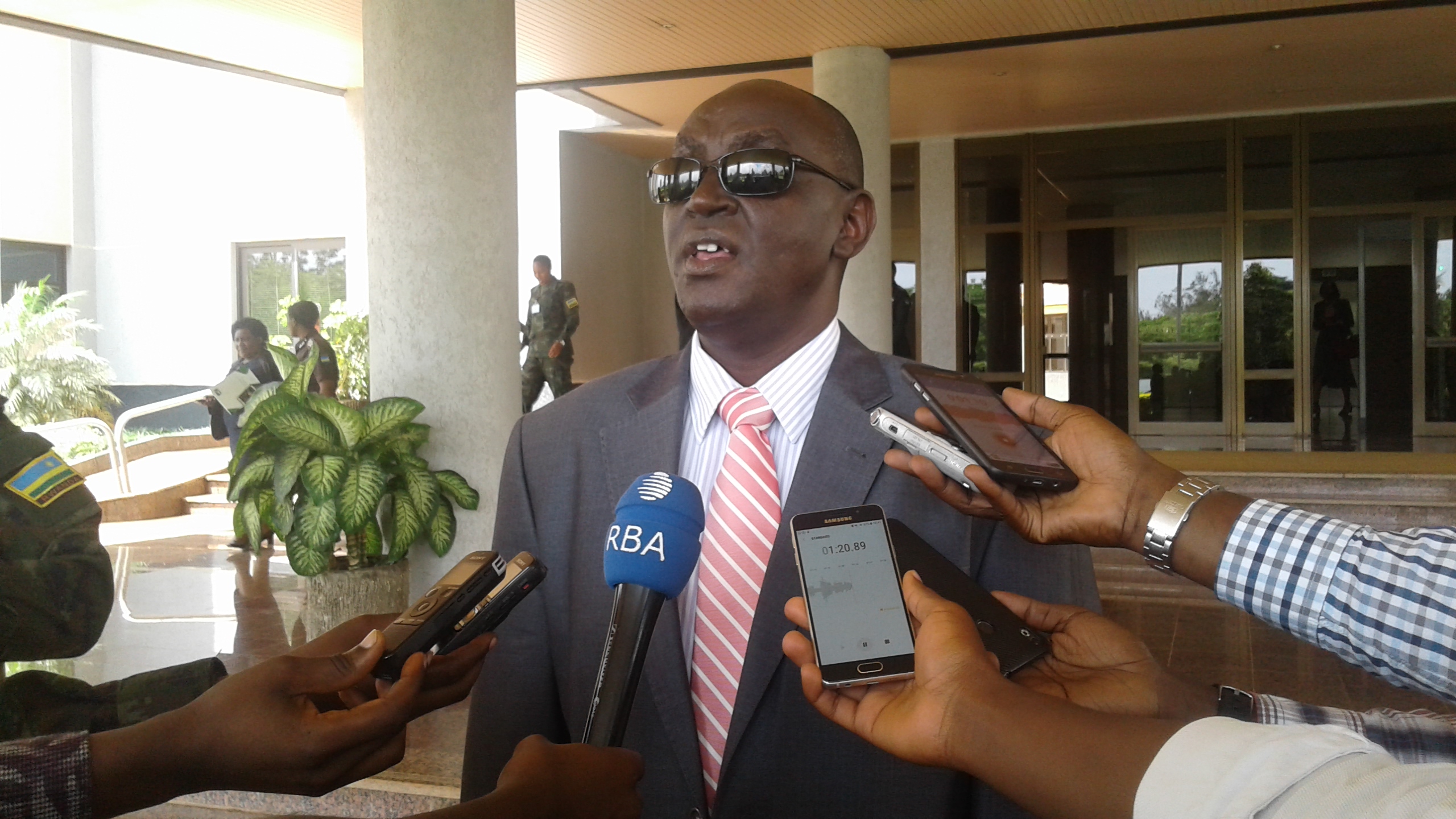 Umuyobozi w'Inama y'Ubutegetsi ya Zigama CSS Dr Ndahiro avuga ko bazamuye ubukangurambaga mu kongera umubare w'abagana Zigama bikaba biri kuyizamurira inyungu