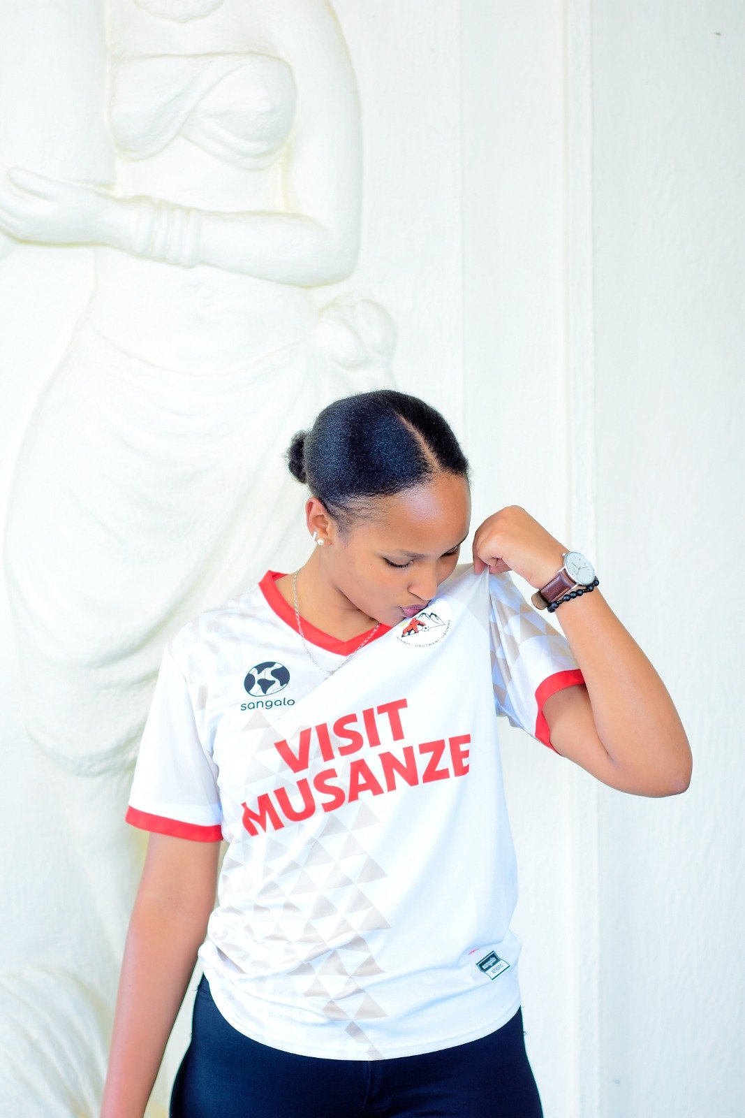 Umwambaro wa kabiri Musanze FC izajya ikoresha yasuye andi makipe