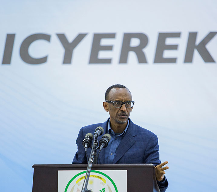 Perezida Kagame yasabye abari mu mwiherero kuzahora bazirikana ibyo bumvikanyeho.