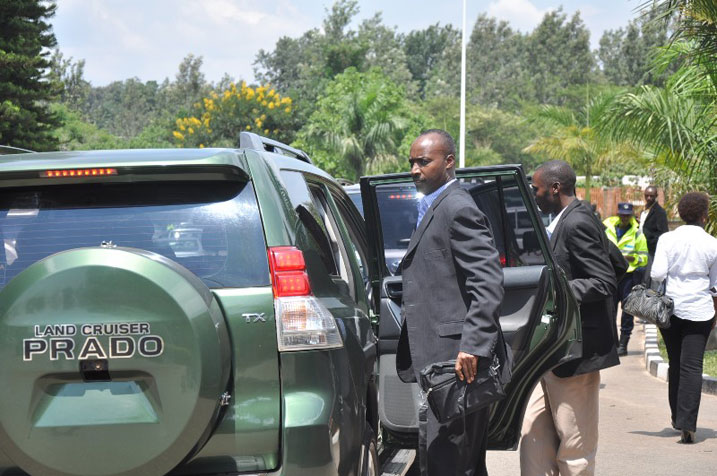 Ambasaderi Lt Gen Charles Kayonga.