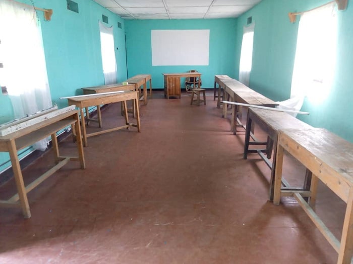 Ahari icyumba cy'ikoranabuhunga nta mudasobwa zirimo