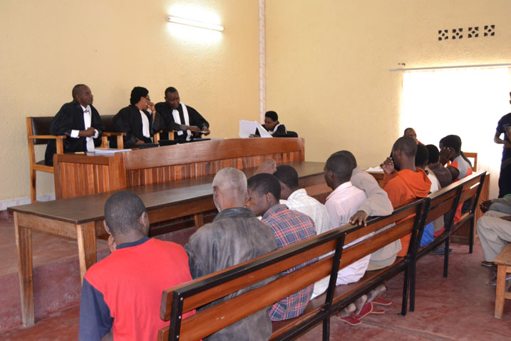 Abantu 15 bakekwaho guhungabanya umutekano mu mujyi wa Musanze bari imbere y