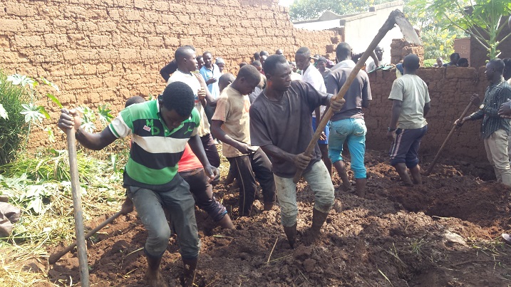 Urubyiruko rurakoresha imbaraga zarwo mu gushakira mugenzi wabo aho kuba heza