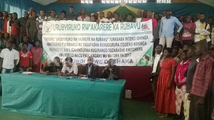 Urubyiruko rwo mu karere ka Rubavu rwifuza ko itegeko nshinga ingingo y'i 101 ihindurwa.