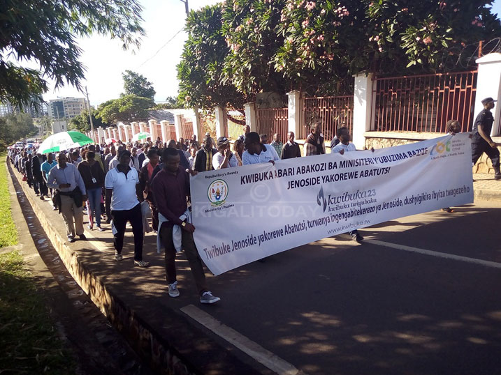 Habanje urugendo rwo kwibuka abari abakozi ba MINISANTE