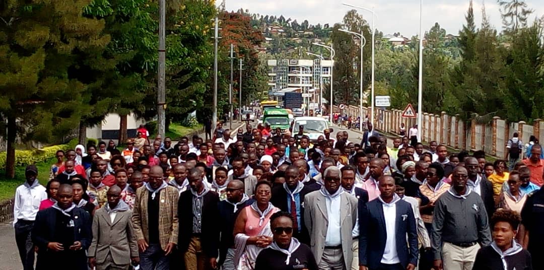 Urugendo rwo kwibuka abazize Jenoside mu bitaro bya Ruhengeri