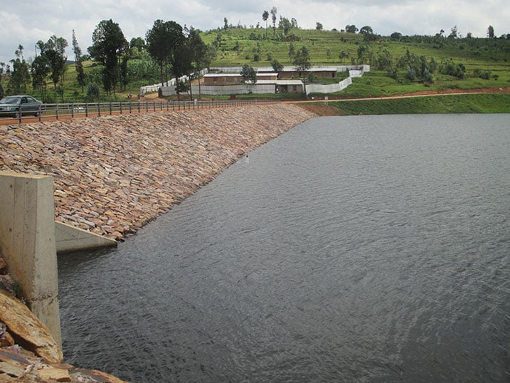 Uruhinja n