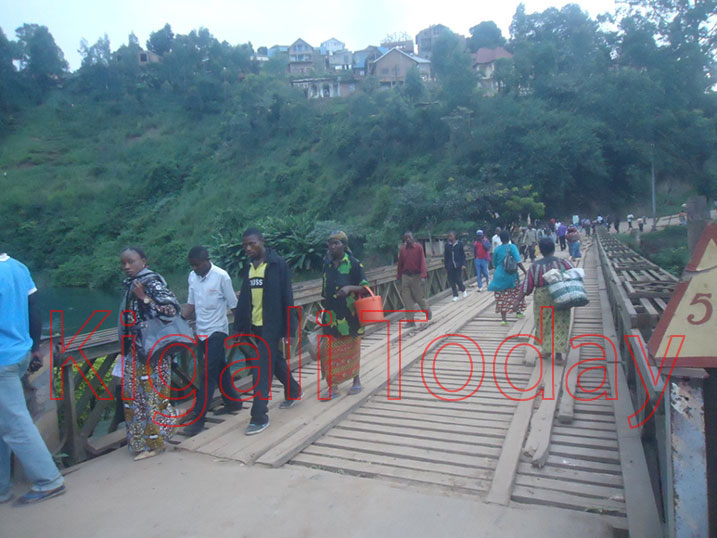 Abakoresha umupaka wa Rusizi I bavuga ko serivisi zitangwa neza ku ruhande rw'u Rwanda.