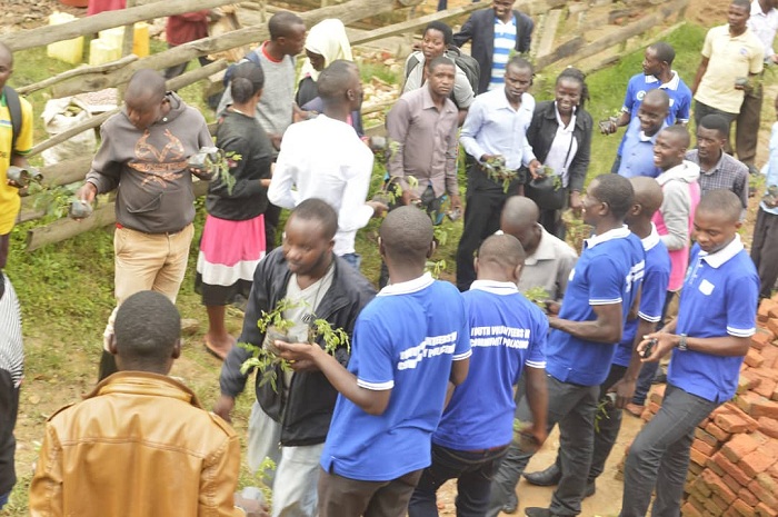 Urubyiruko ruremeza ko rwiteguye gukora cyane ruteza imbere imibereho y'abaturage