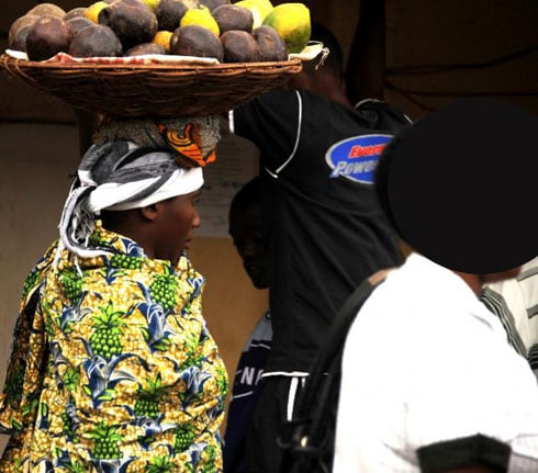 Usanga abagore benshi bacururiza mu Rwanda no mu gihugu birukikije bikorera ubucuruzi buciriritse.