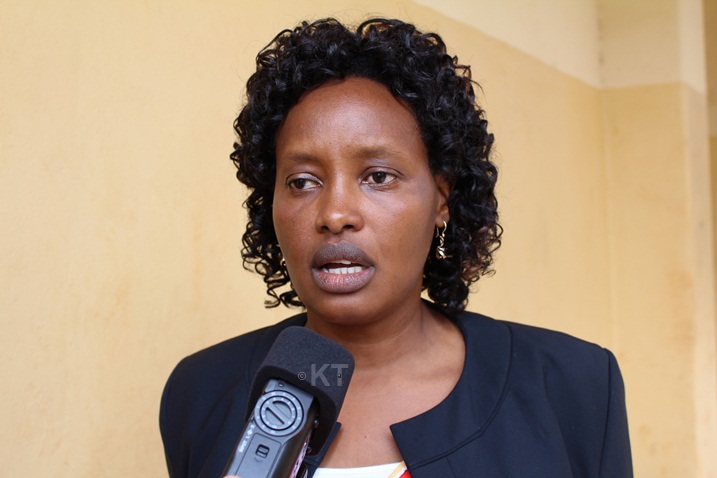 Muhongayire Yvonne wahoze ari Umuyobozi w'Akarere ka Rwamagana Wungirije ushinzwe imibereho myiza, avuga ko ikibazo cy'imirire mibi giterwa n'uburangare.