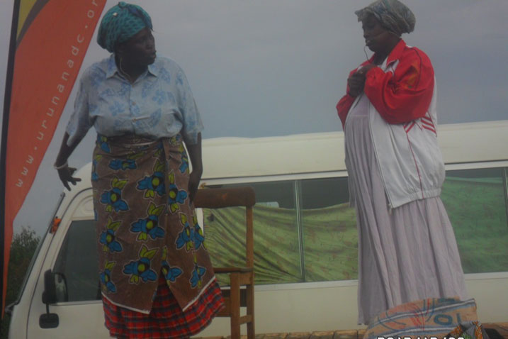 Uwimana Consolata uzwi ku izina rya Nyiramariza (wambaye igitenge) nawe yashimishije abantu.