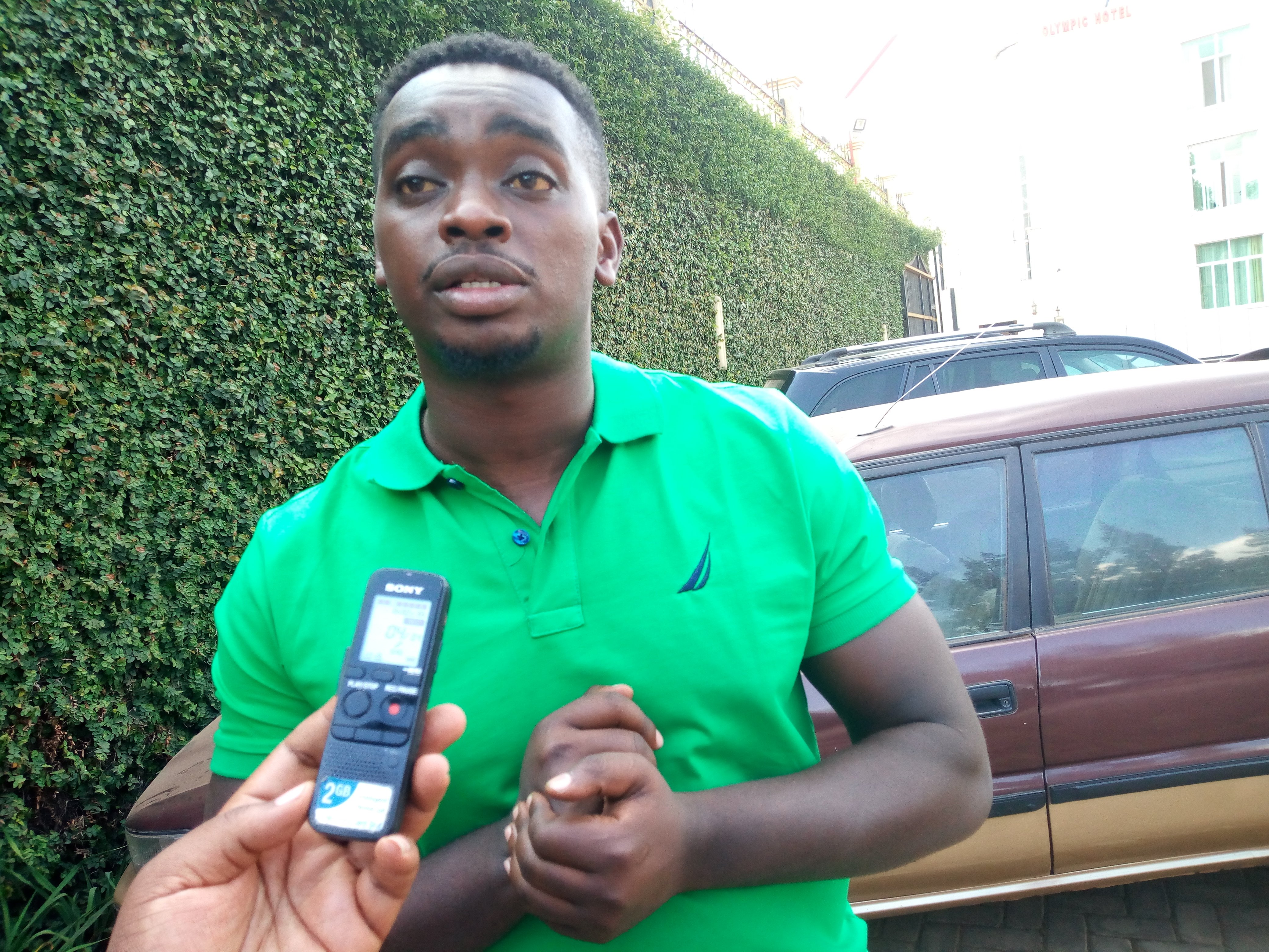 Uwimana Jean Berchimans uhagarariye umuryango w'abanyeshuri biga ibyerekeranye n'ubuvuzi witwa Medical Students For Choice avuga ko kongerera ubumenyi abiga ubuvuzi bizabafasha gukora akazi kabo neza
