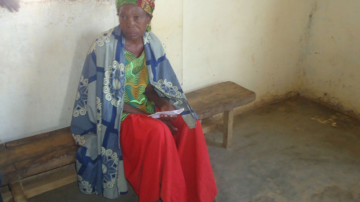 Uwitonze avuga ko ari amashyari yagiriwe kuko aganwa n'abarwayi benshi.
