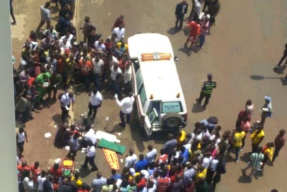 Imbangukiragutabara yihutiye kumugeza kwa muganga muri CHUK ariko biba iby'ubusa kuko yari yakomeretse cyane