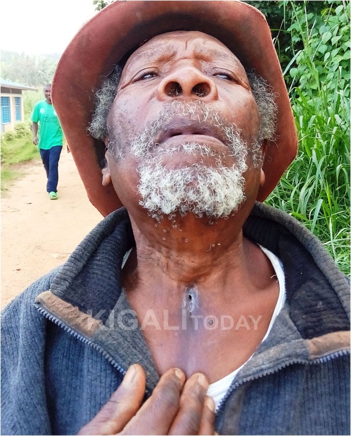 Uyu musaza ahumekera bimugoye kubera ibyuma yatewe mu muhogo n'Abacengezi.