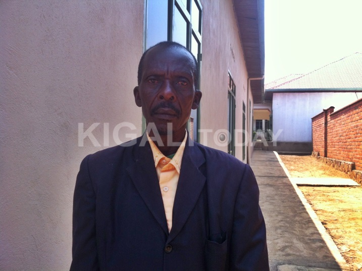 Uyu ati “ ni gute perezida Kagame yaducika kanda bigaragara ko ashoboye.