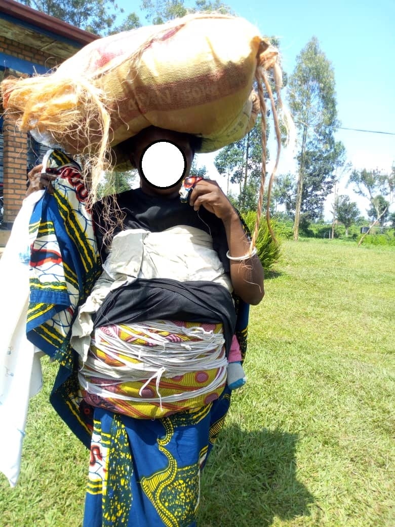 Uyu mugore yagaragaye asa n