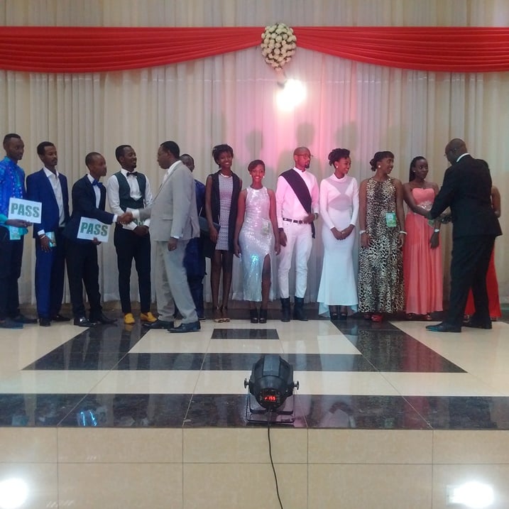 Uko ari 10 bose bagiye kujya muri Boot camp mbere ya finale.