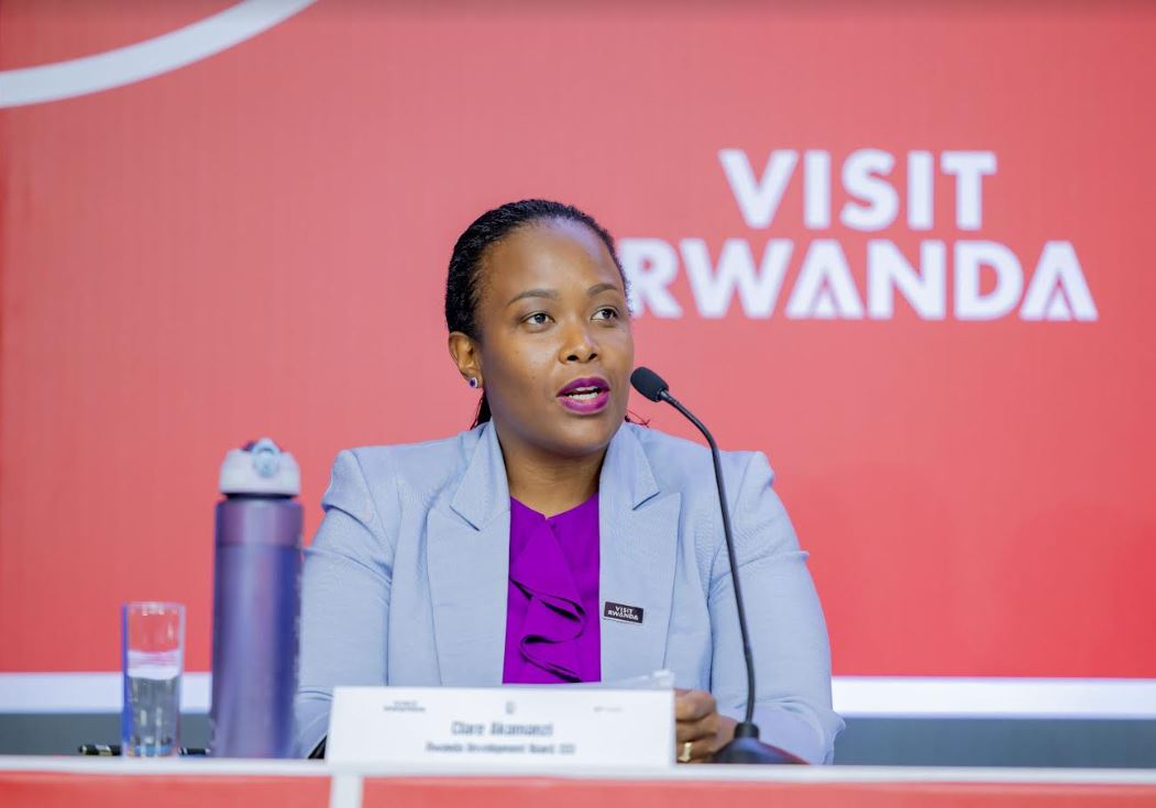 Clare Akamanzi ubwo yayoboraga RDB, habayeho ubufatanye n'imikoranire hagati ya RDB, Visit Rwanda na NBA Africa