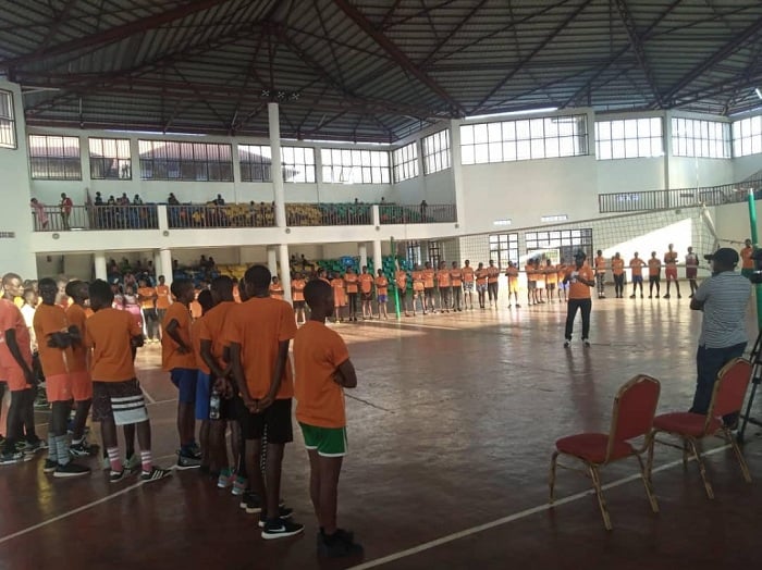 Mayor wa Gisagara, Rutaburingoga Jerome, aganiriza abana batoranyijwe