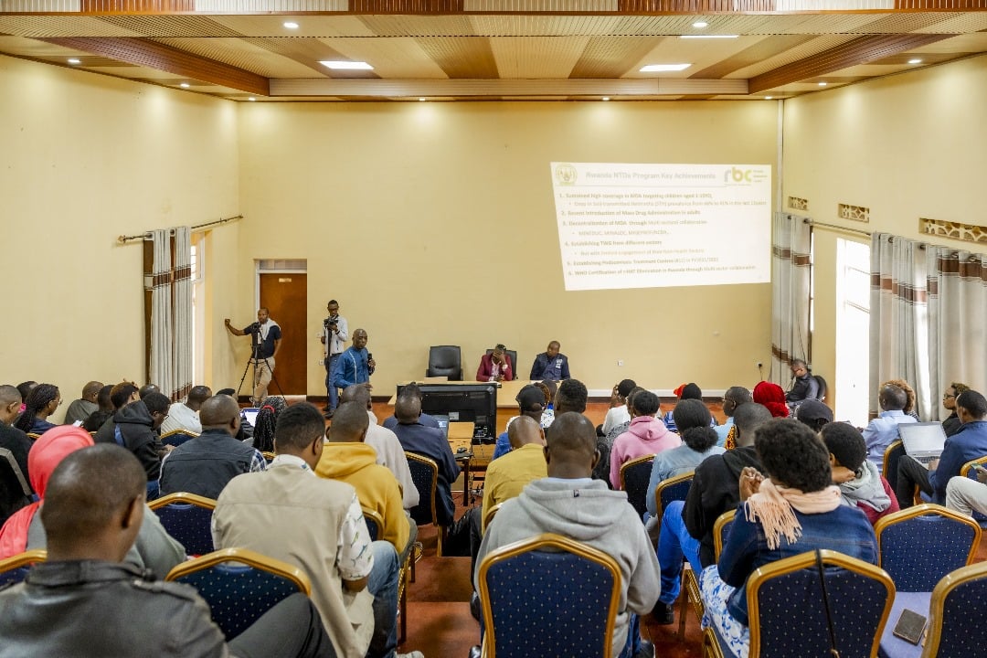 Abanyamakuru baganirijwe ku ndwara zititabwaho