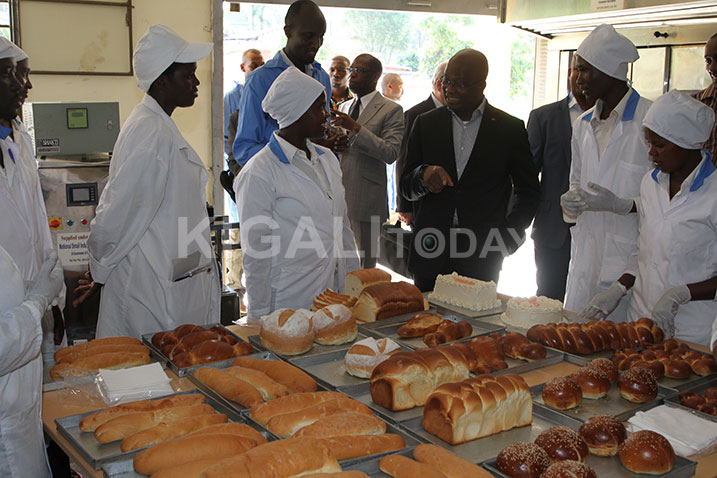 Minisitiri Dosso yatangajwe n'ibyo yabonye mu Rwanda. 
