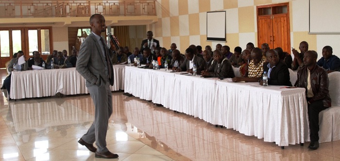 Mu ntara y'amajyaruguru amahugurwa ari gukurikiranwa n'abakozi 89 bashinzwe uburezi baturutse mu mirenge yose igize iyo ntara
