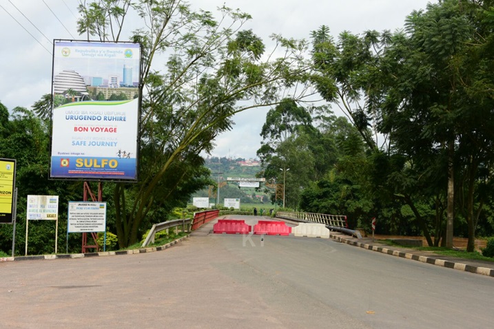 Umuhanda Kigali - Muhanga ubu nturi gukora.