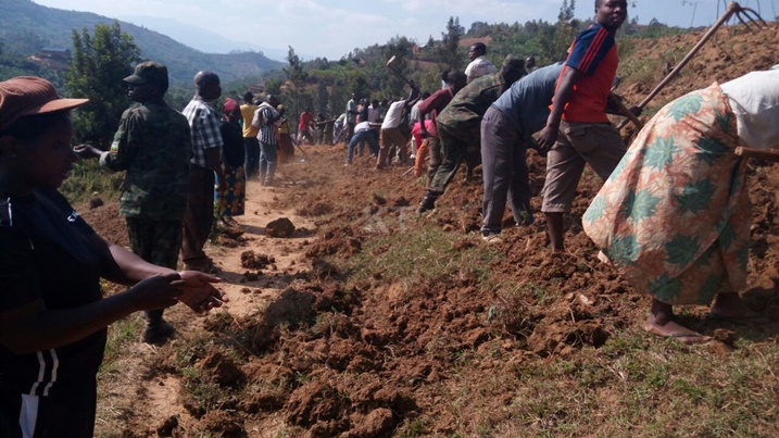 Abaturage bo mu Murenge wa Kanjongo bakoranye morale.