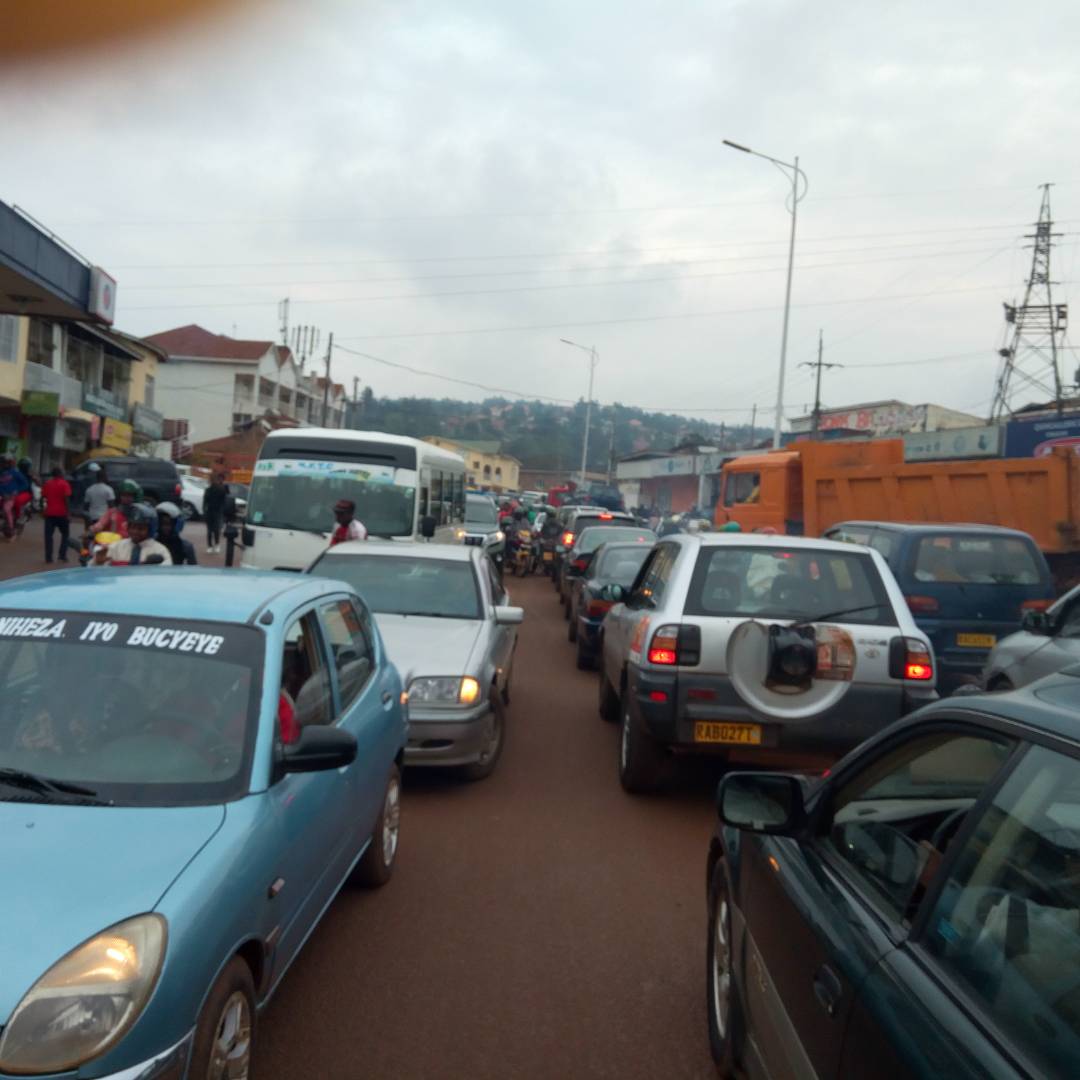 Ni gutya byari byifashe ku muhanda wo ku Kinamba muri iki gitondo