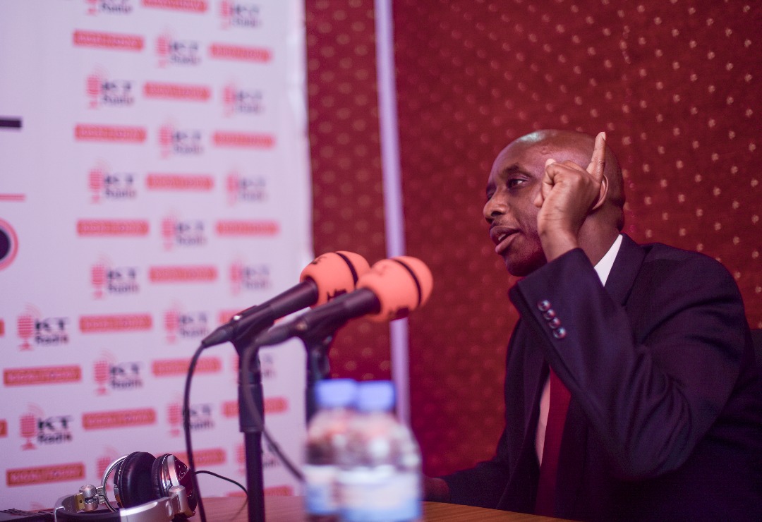 Minisitiri Francis Kaboneka muri Studio ya KT Radio, Radiyo ya Kigali Today