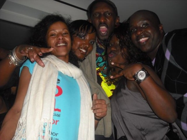 Akunda gusabana cyane n'abavandimwe be