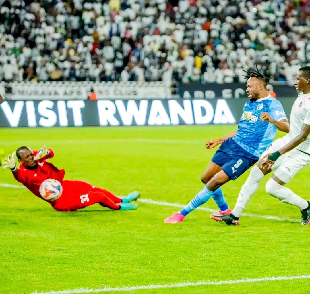 Umuzamu wa APR FC yakoze akazi gakomeye mu gukiza izamu rye