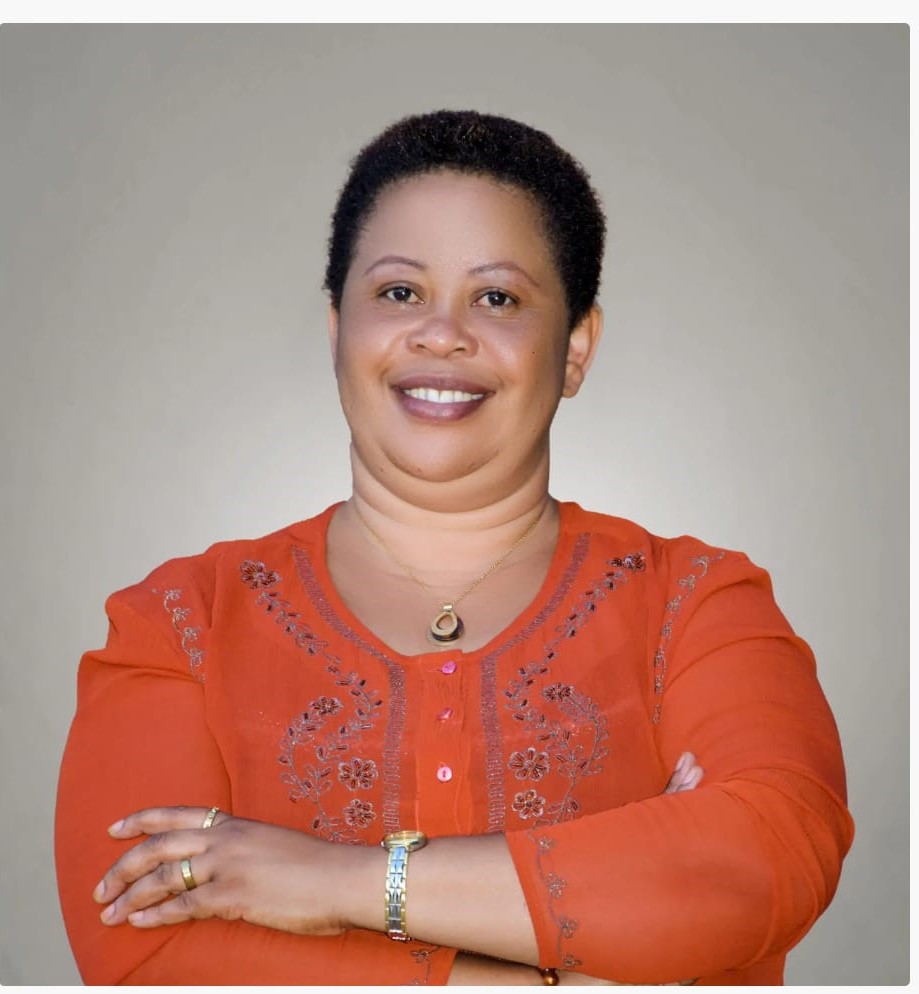 Dusingize Donatha wari Perezida w'Inama Njyanama nawe yeguye