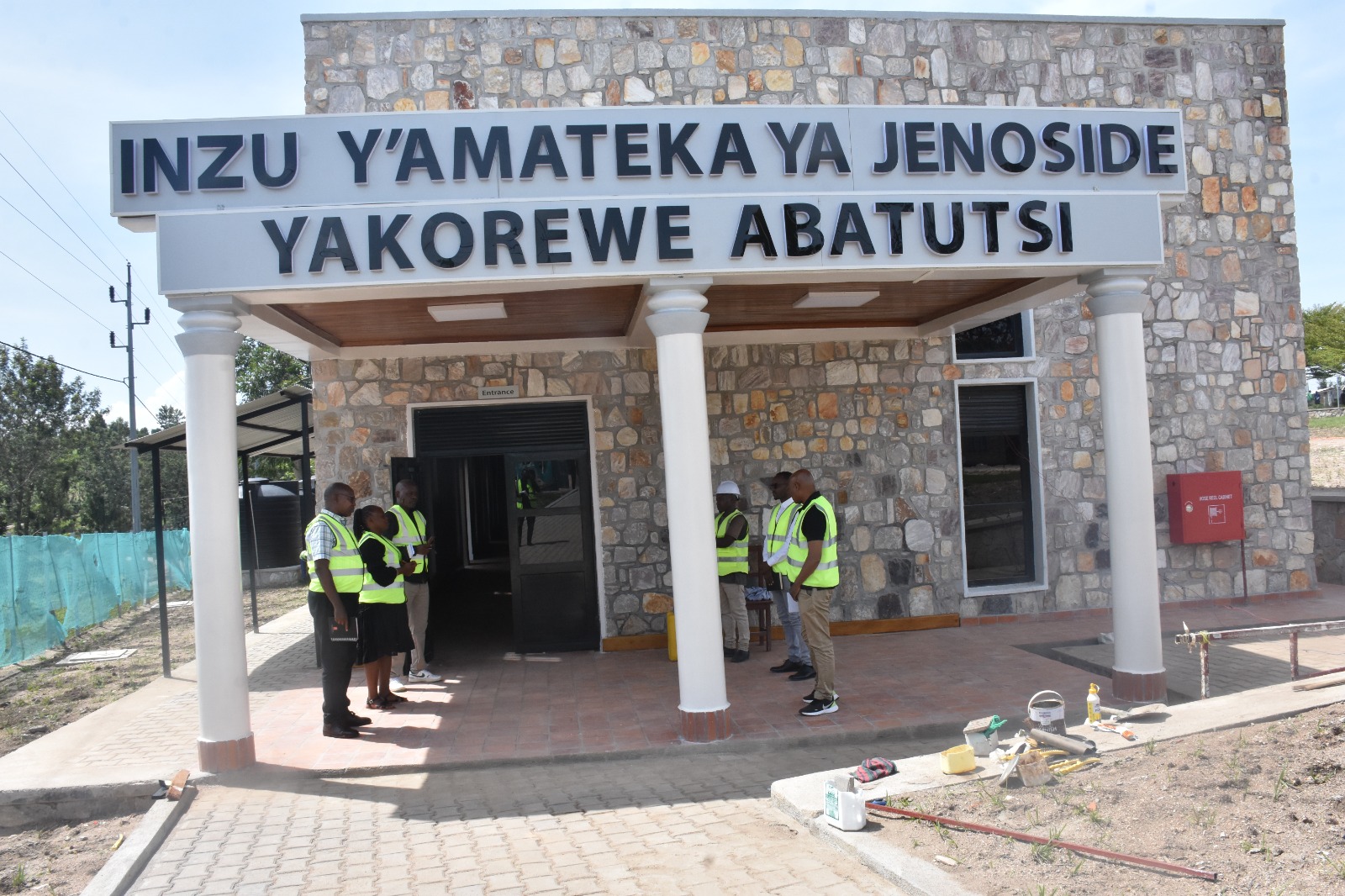 Abagize Inama Njyanama y'Akarere ka Ruhango basuye imirimo yo kubaka Inzu y'Amateka ya Jenoside yakorewe Abatutsi ku Mayaga