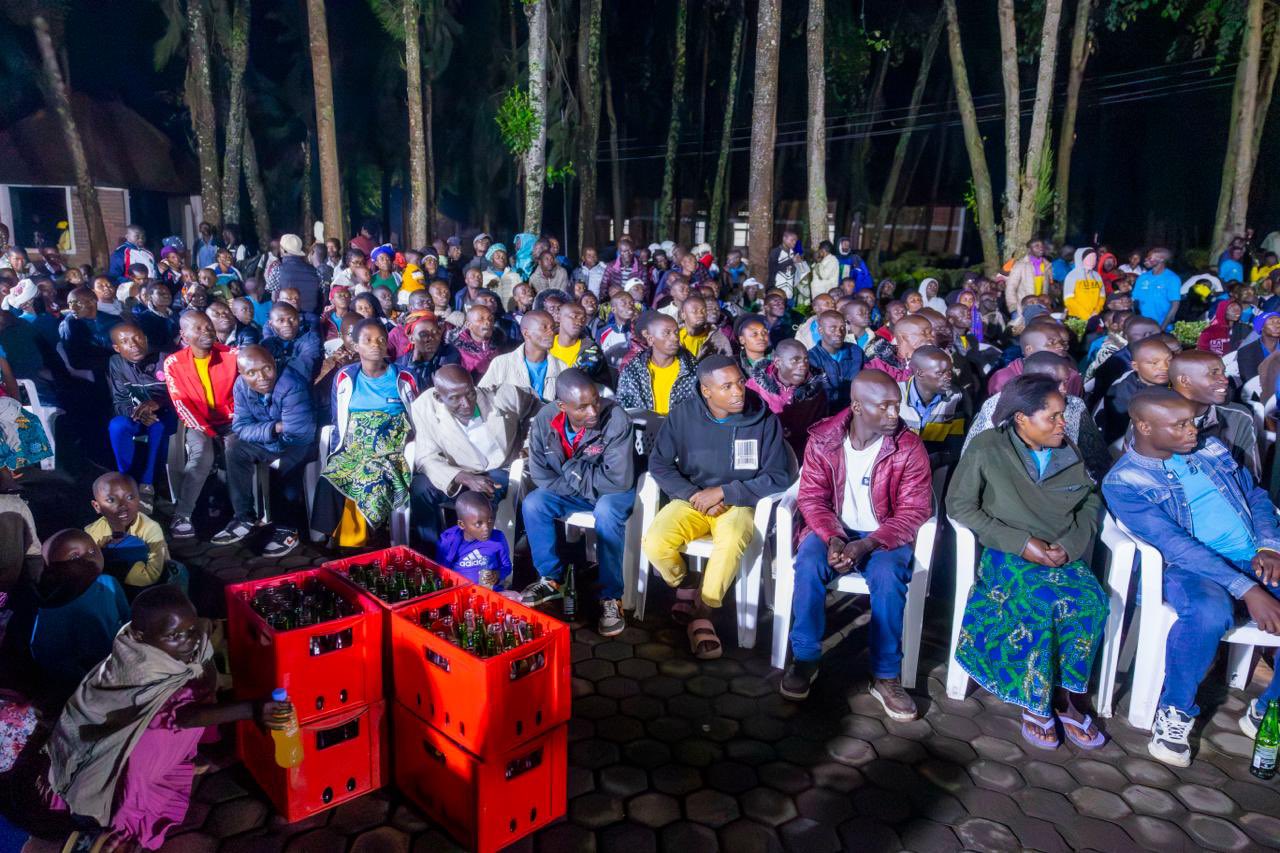 Mbere yo gutaha bava i Mutobo, bahuriye mu mugoroba wo gusabana