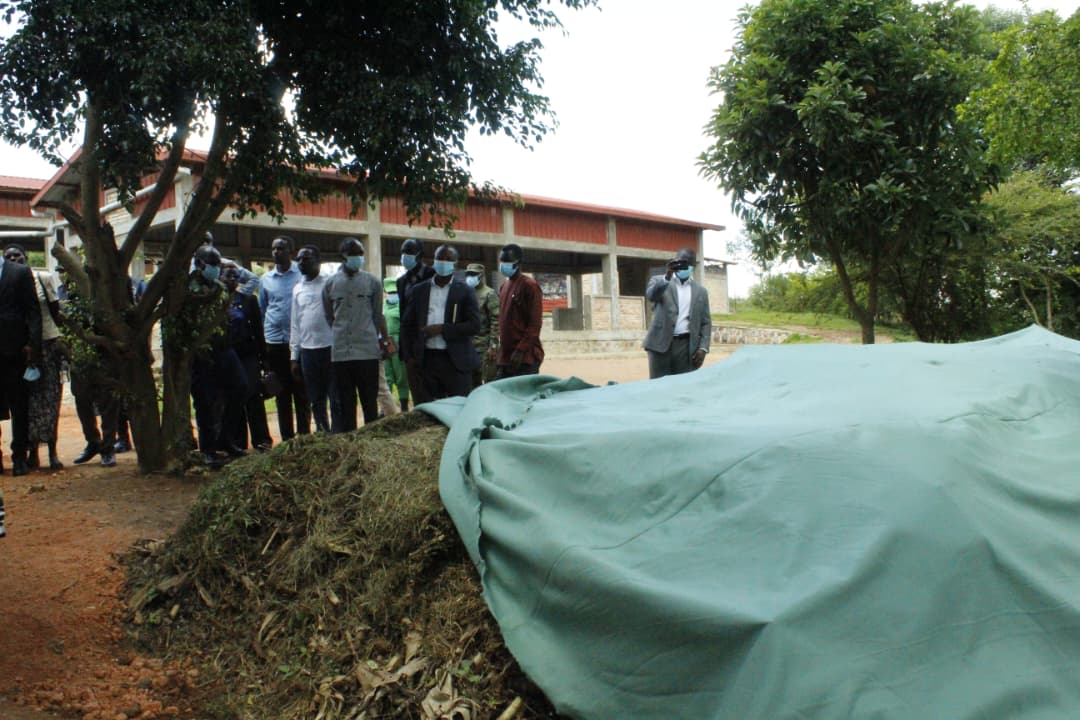 Amapave n'ifumbire ni bimwe mu byatangiye kuva muri iyo myanda
