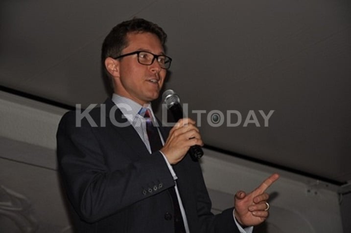 William Gelling uhagarariye igihugu cy