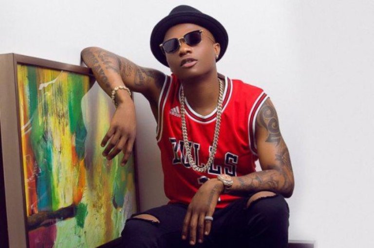 Wizkid wabaye umuhanzi w'umwaka muri MTV AMAs nawe aherutse mu Rwanda