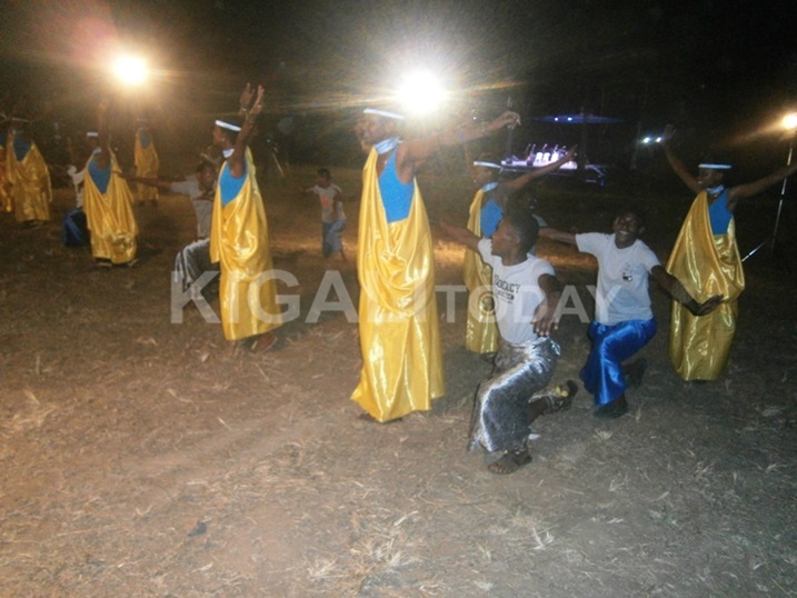Iryo torero naryo ryashimishije abari bitabiriye iyi nkera.