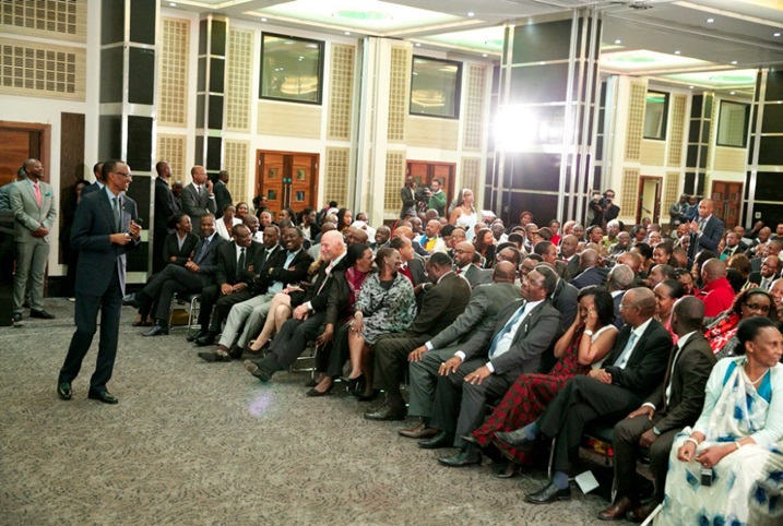 Perezida Kagame yagaragarijwe ko yishimiwe bikomeye ku buryo wari kugira ngo uyu munsi ni nka Rwanda Day isanzwe itegurwa n'Abanyarwanda baba hanze.