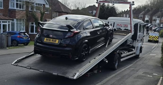Ni imodoka yo mu bwoko bwa Honda Civic Type R