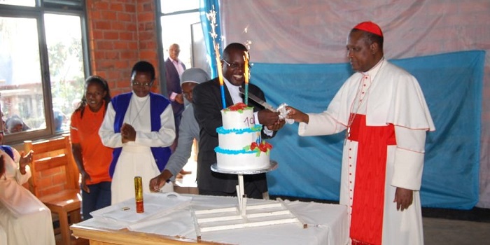 Yasangiye umugati n'abakirisitu ba Paruwasi ya Nkanga yujuje imyaka 10 ishinzwe