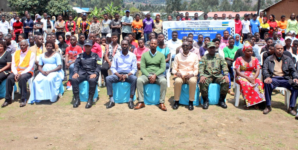Igikorwa cyitabiriwe n'abantu banyuranye