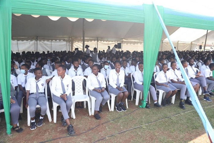 Abanyeshuri bemeza ko muri bagenzi babo harimo abakoresha ibiyobyabwenge