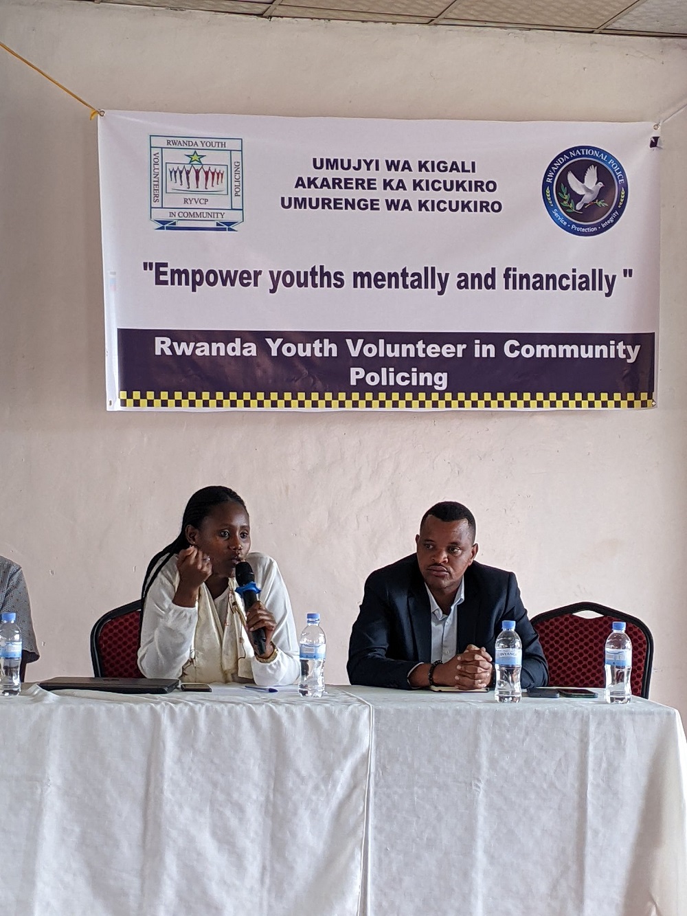 Kabera Allen Justine yatanze ikiganiro ku ruhare rw'urubyiruko mu gukoresha imbuga nkoranyambaga (Social Media), yibutsa Urubyiruko ko bagomba gutanga Umusanzu wabo mu kurwanya abagoreka amateka yaranze Igihugu
